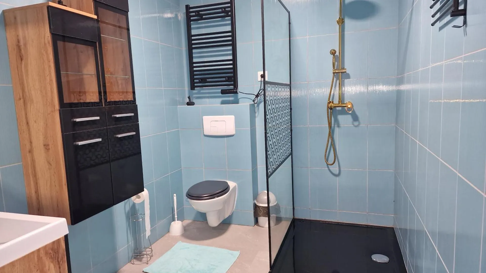 Ravissant Appartement Centre Saint-Raphael Piscine France